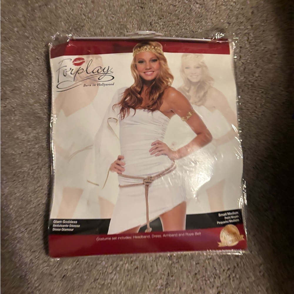 Forplay Women's White and Gold Chemise